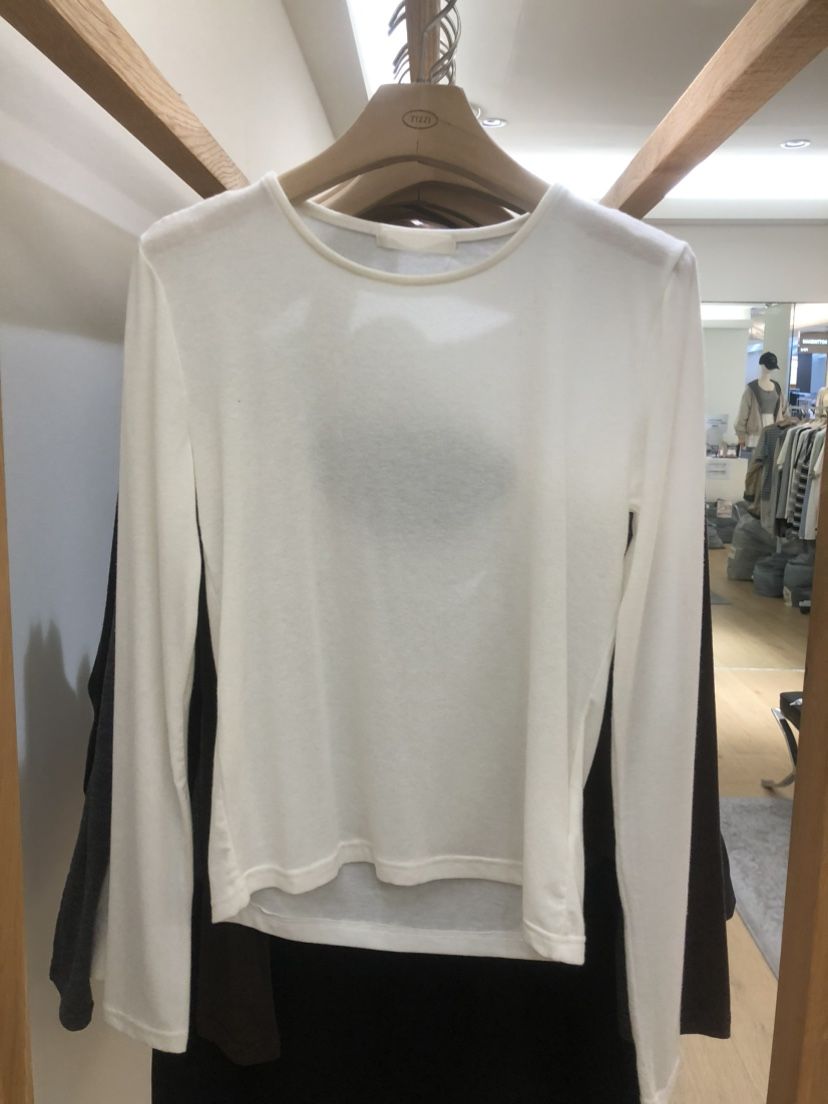 TIZZI東大門㊣實拍女裝新品時尚熱賣人氣休閑職業推薦長袖T恤TIZZI長袖T恤