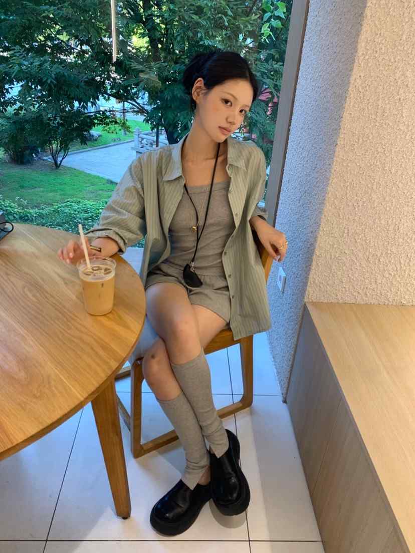 LETAILOR東大門㊣直郵女裝新款熱賣休閑25秋冬人氣襯衫蕾絲衫LETAILOR襯衫/蕾絲衫