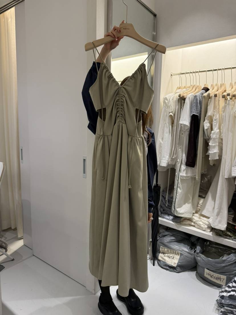 BERTHA韓國代購㊣女士新品真品熱賣人氣休閑時尚職業連衣裙BERTHA連衣裙