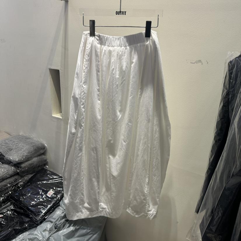OUTFIT東大門㊣直郵女裝新款時尚熱賣推薦休閑人氣25秋冬長裙OUTFIT長裙