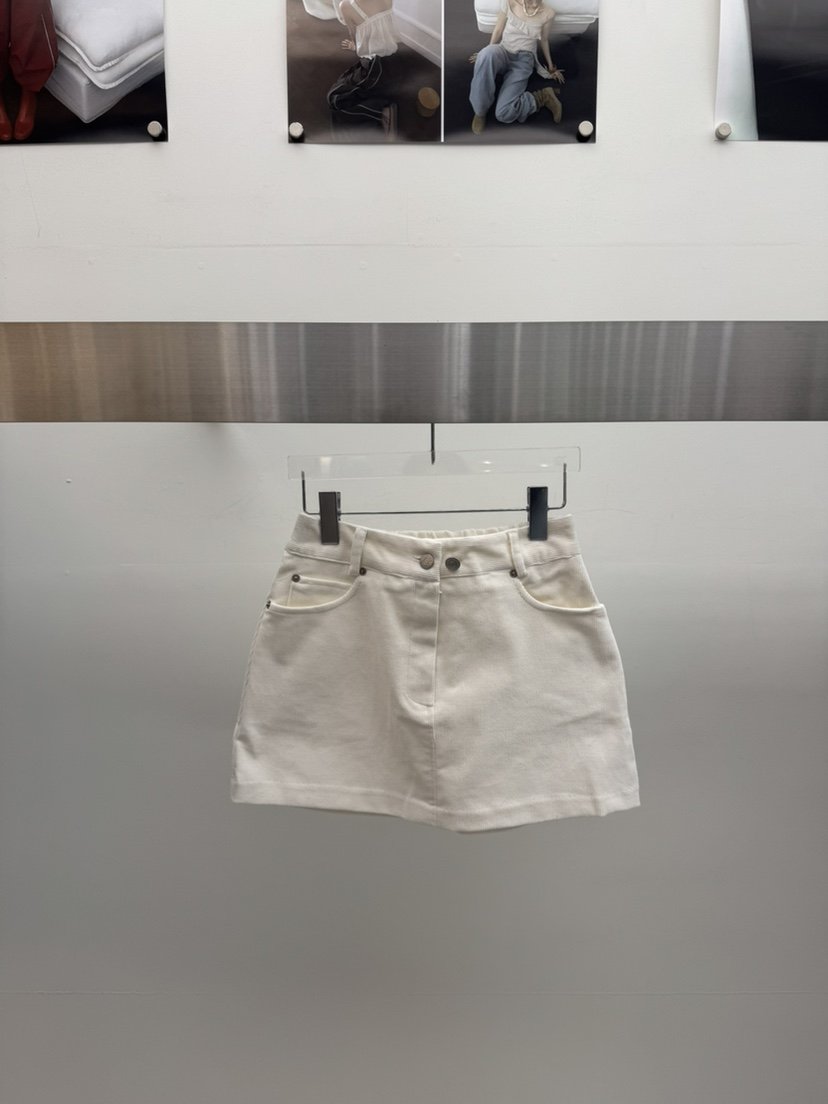 AMOOD東大門㊣直郵女士新品熱賣人氣職業25秋冬時尚短裙燈心絨AMOOD短裙