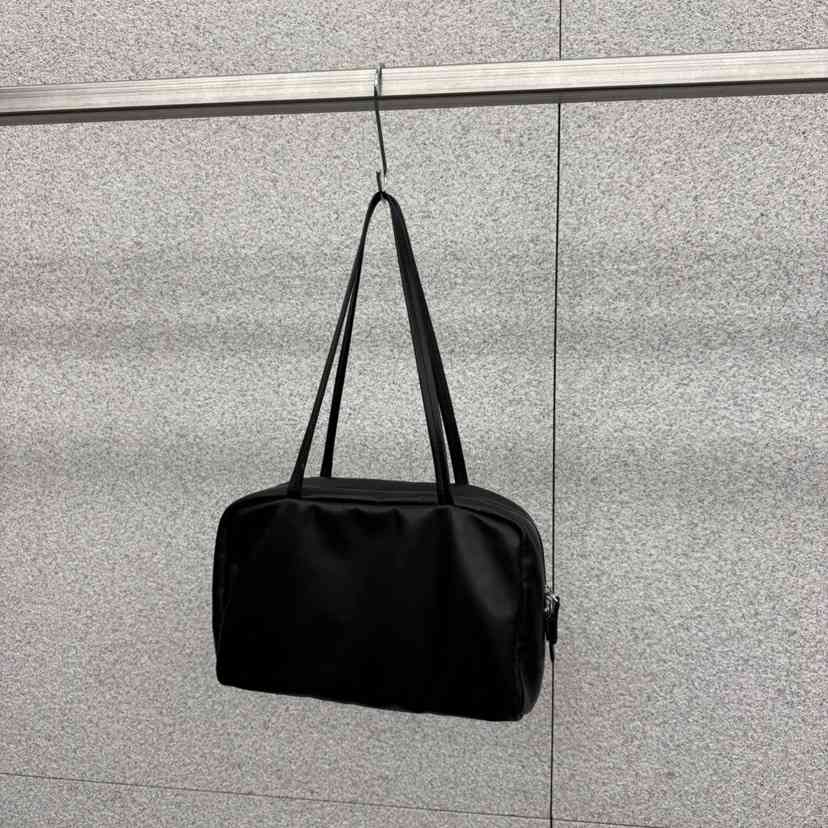 AT THE BAGEL東大門㊣直郵女士新品25秋冬人氣單肩斜跨包AT THE BAGEL單肩/斜跨包