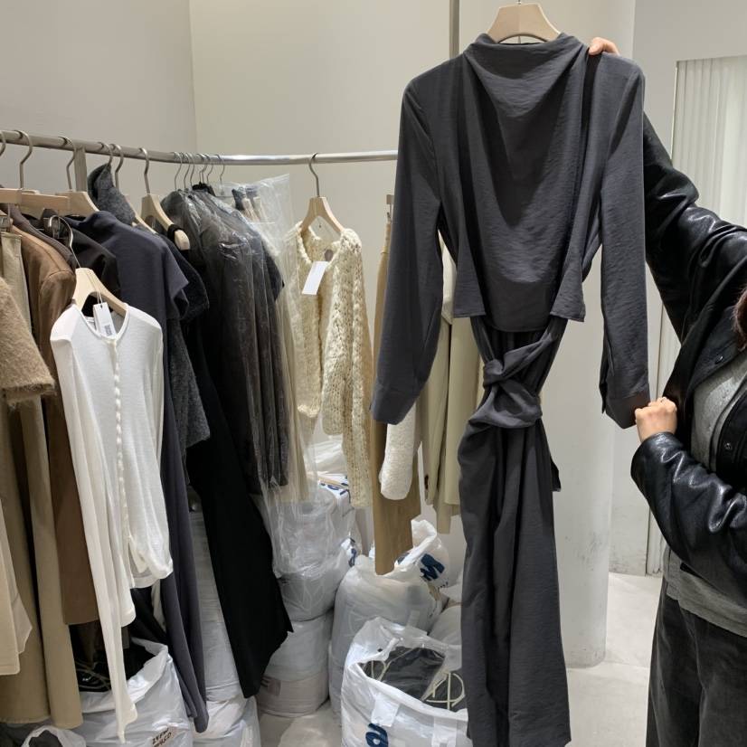 GLOW AND NYMPH東大門㊣直郵女士新款熱賣人氣職業連衣裙GLOW AND NYMPH連衣裙