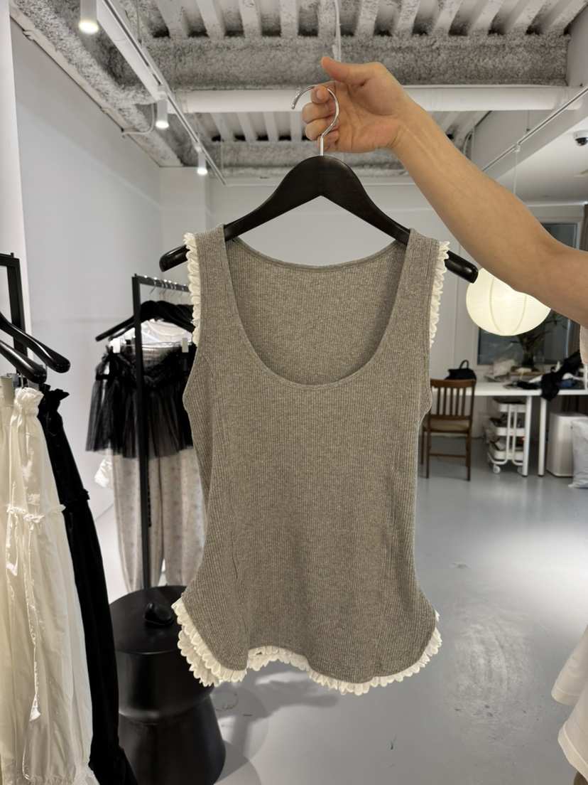 NEU ADULT東大門㊣代購女裝新款真品時尚職業人氣吊帶背心NEU ADULT吊帶/背心