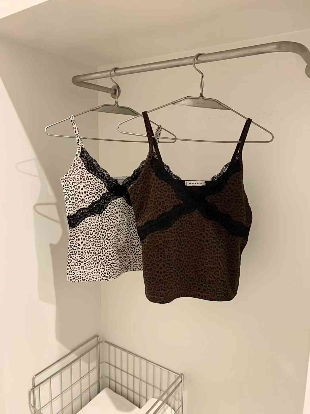 BLACK LINE東大門㊣直郵女裝新品25秋冬人氣時尚推薦吊帶背心BLACK LINE吊帶/背心