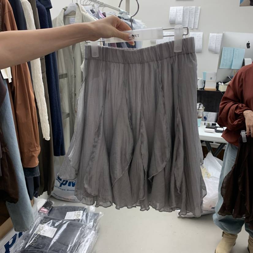 SOLD OUT東大門㊣實拍女裝新款25秋冬真品時尚人氣推薦短裙SOLD OUT短裙