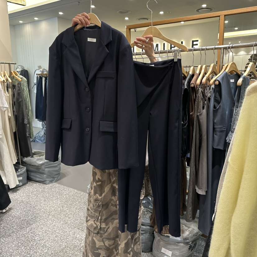 SOF韓國代購㊣女士新品熱賣25秋冬職業人氣推薦真品套裝兩件套SOF套裝