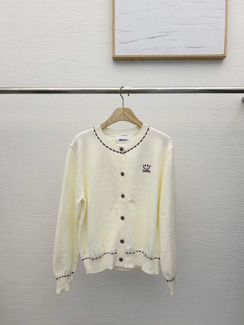 MILK TEA東大門㊣直郵女裝新品真品熱賣推薦人氣25秋冬針織衫MILK TEA針織衫