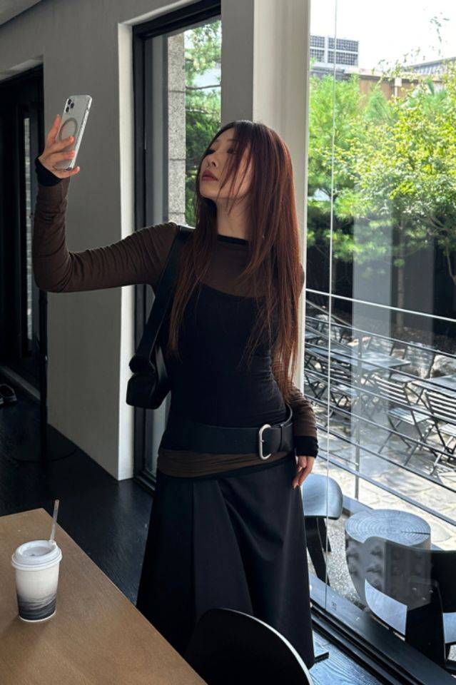 LIVE FOREVER韓國直郵㊣女士新品25秋冬推薦人氣真品長袖T恤LIVE FOR_EVER長袖T恤