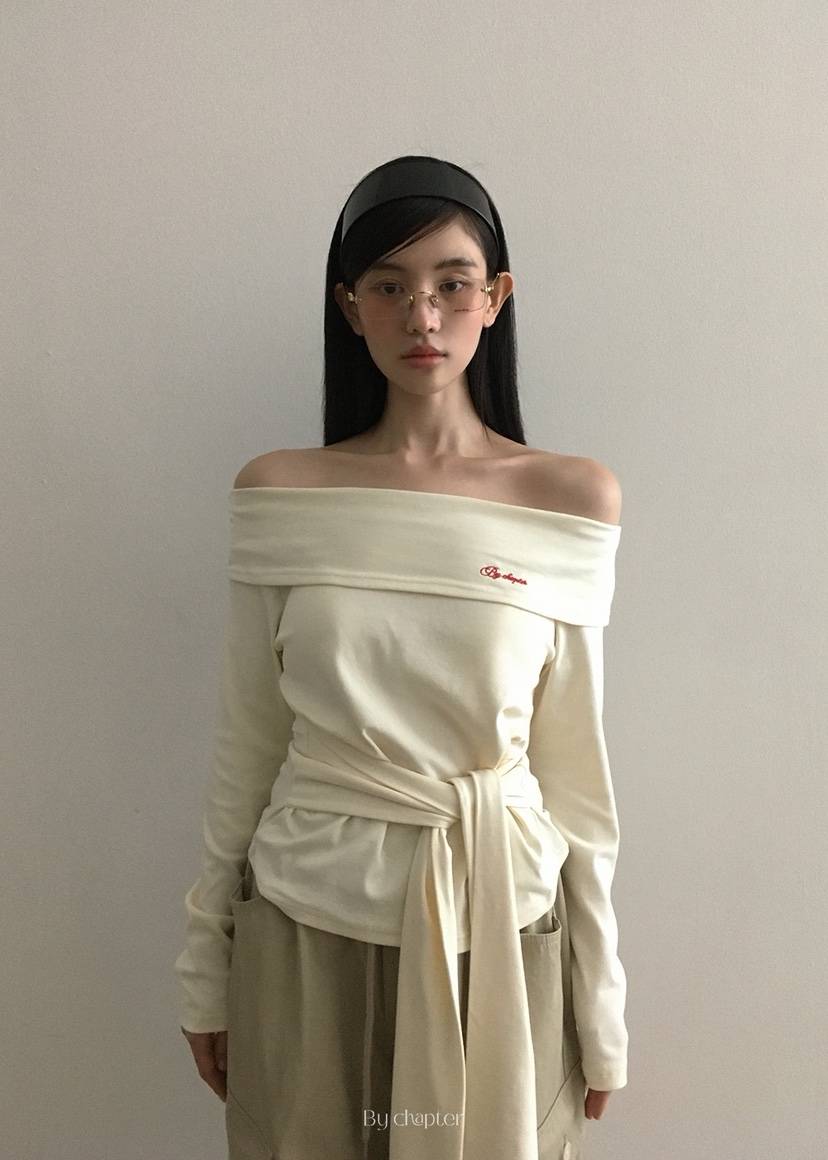 BY CHAPTER韓國直郵㊣女裝新品熱賣時尚人氣長袖T恤不含內搭Chapter長袖T恤