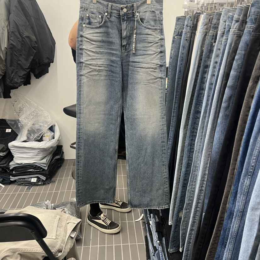 WELLDONEMINED東大門㊣直郵女士新品人氣職業推薦時尚牛仔褲WELLDONEMINED牛仔褲