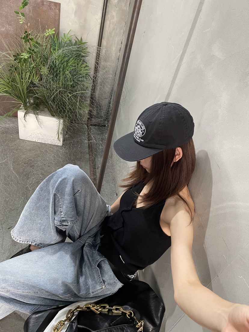 D2/A2韓國直郵㊣女裝新款時尚人氣25秋冬熱賣推薦吊帶背心D2/A2吊帶/背心