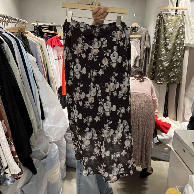 LOGROAD東大門㊣直郵女士新品25秋冬真品熱賣時尚半身裙中短裙LOG ROAD半身裙/中短裙