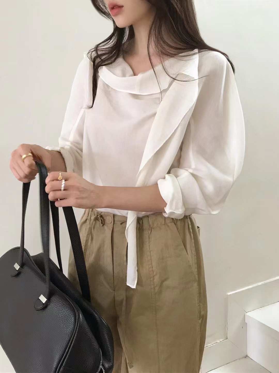 OUIR東大門㊣代購女士新品真品時尚推薦人氣25秋冬襯衫蕾絲衫OUIR襯衫/蕾絲衫