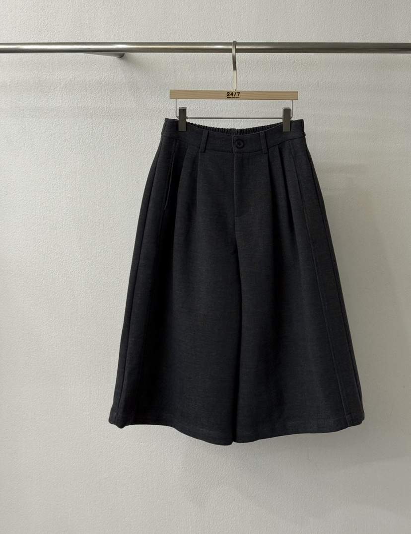 TWENTY FOUR SEVEN24-7東大門㊣直郵女裝新品職業短褲九分TEWNTY FOUR SEVEN24-7短褲