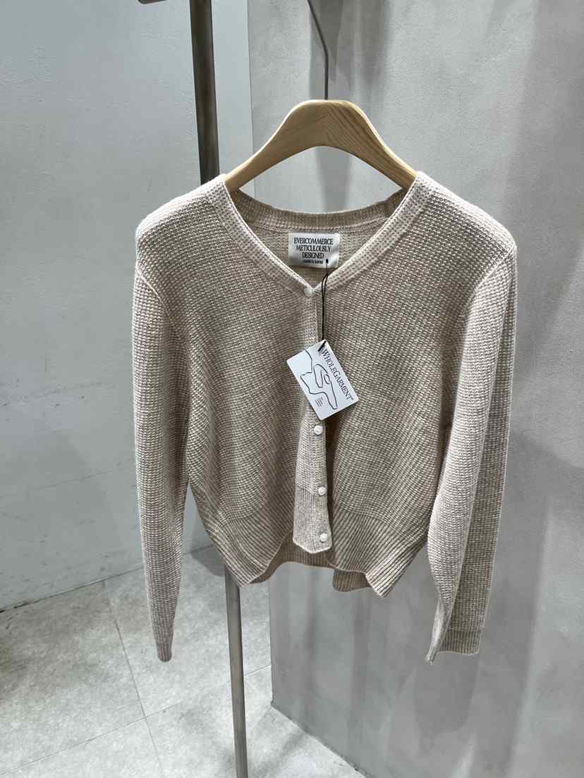 EVERCOMMERCE METICULOUSLY DESIGNED東大門㊣直郵女裝新品25秋冬針織衫EVERCOMMERCE針織衫