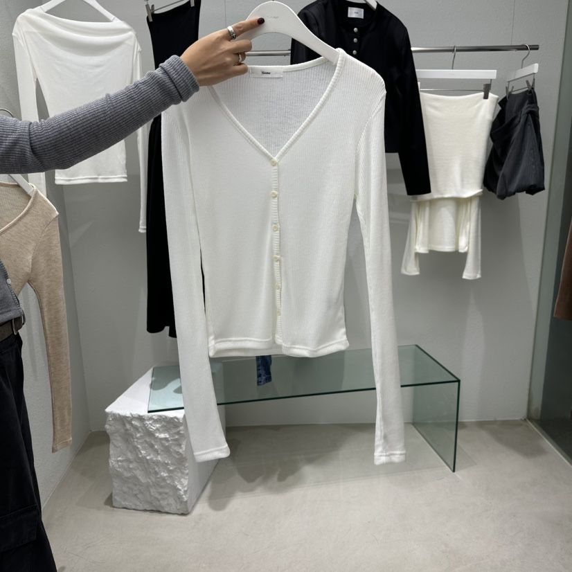 NEUTER東大門㊣直郵女士新品時尚推薦職業人氣熱賣真品針織衫NEUTER針織衫