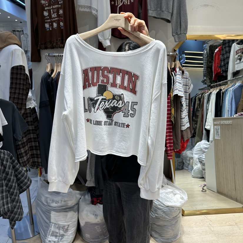 UNDERSTAR_VINTAGE東大門㊣直郵女士新品時尚25秋冬衛衣露肩UNDERSTAR_VINTAGE衛衣