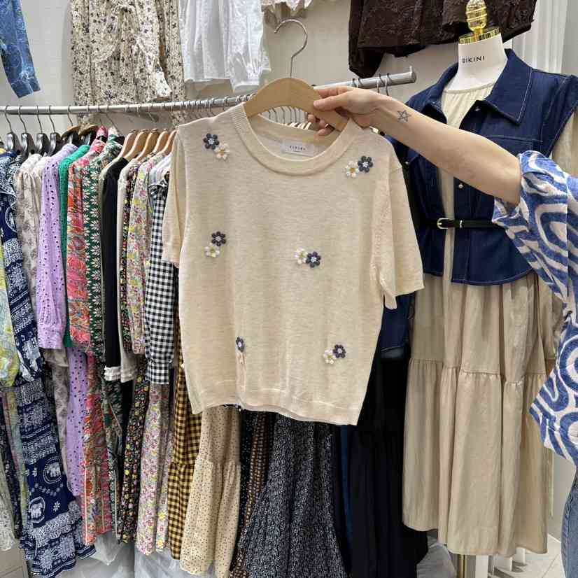 BIKINI韓國代購㊣女裝新品熱賣休閑真品推薦針織衫刺繡花朵BIKINI針織衫