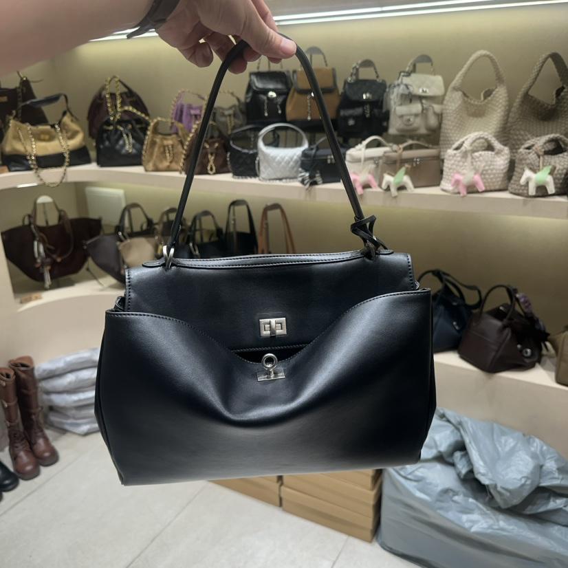 DONNA 8東大門㊣實拍女裝新款熱賣真品時尚人氣單肩斜跨包DONNA 8單肩/斜跨包