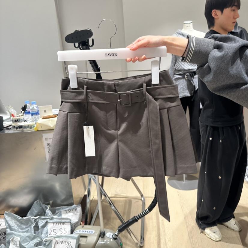 FAVOR-P韓國代購㊣女士新款熱賣休閑人氣推薦職業短褲含腰帶FAVOR-P短褲