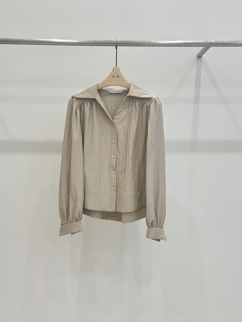 AUTUMN BEIGE-Q東大門㊣直郵女裝新款真品25秋冬襯衫蕾絲衫A.b/AUTUMN BEIGE襯衫/蕾絲衫