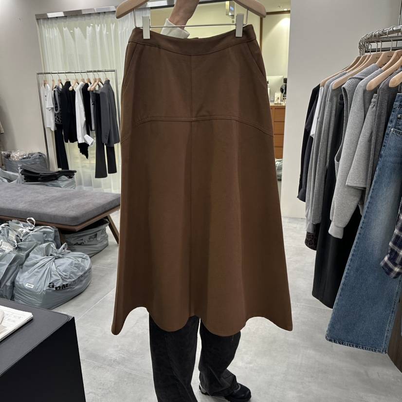 URBANSTORY/REMAKING東大門㊣實拍女士新品時尚25秋冬長裙Remaking/URBANSTORY長裙
