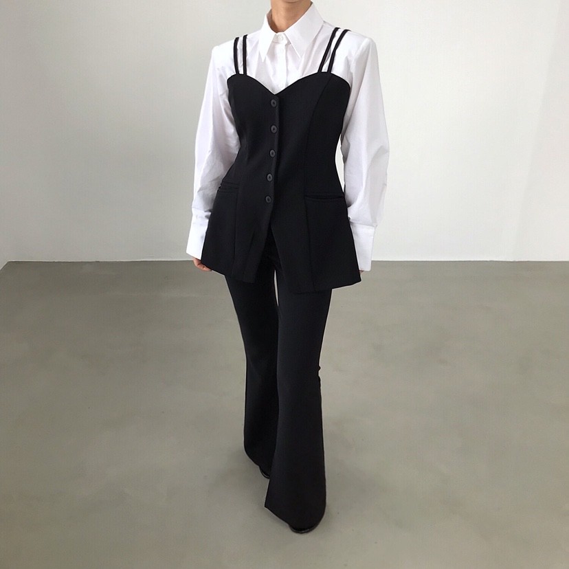 2TWO MOON東大門㊣代購女裝新品真品職業推薦熱賣人氣馬甲2TWO MOON馬甲