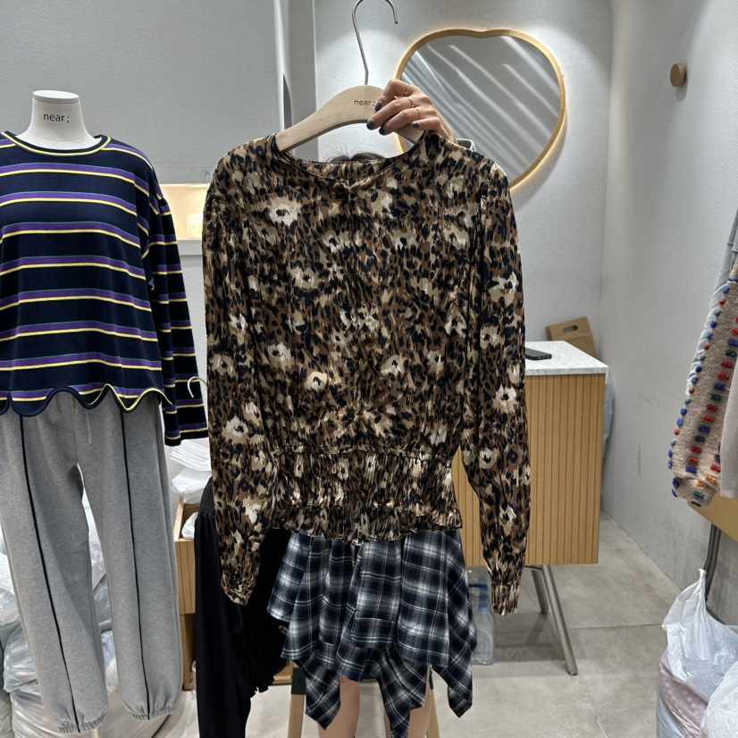 NEAR東大門㊣代購女士新品熱賣休閑真品時尚25秋冬襯衫蕾絲衫NEAR襯衫/蕾絲衫