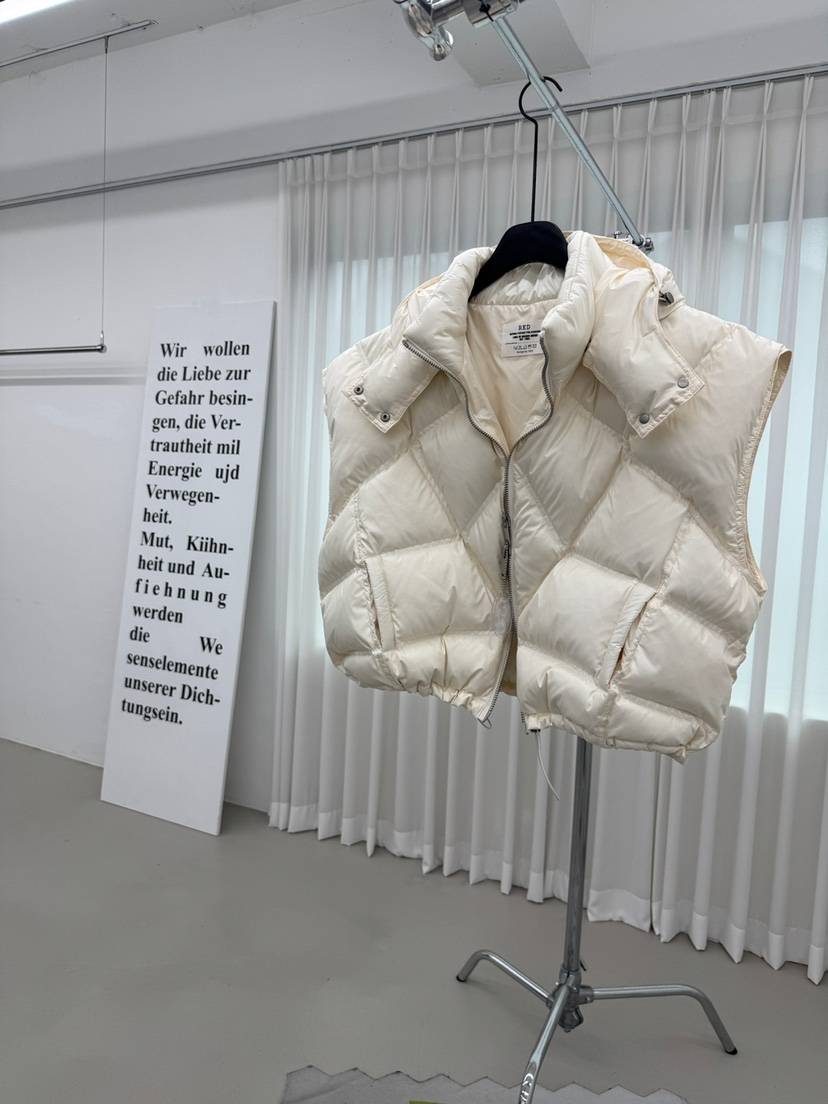 RED-A東大門㊣代購女裝新品時尚休閑25秋冬人氣職業馬甲絨RED-A馬甲