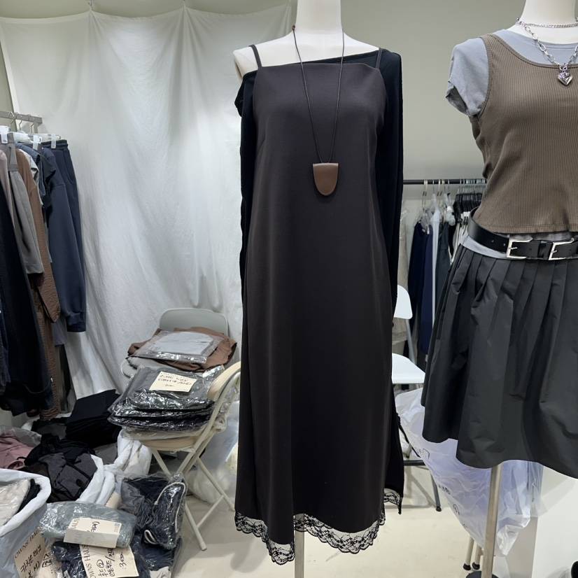 OWNS韓國直郵㊣女士新款休閑人氣職業熱賣25秋冬連衣裙不含內搭OWNS HAUS連衣裙