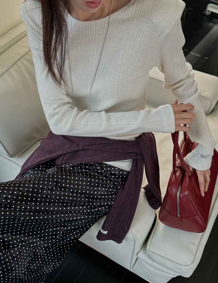 BENE東大門㊣實拍女士新款職業時尚推薦25秋冬長袖T恤不含項鏈BENE長袖T恤