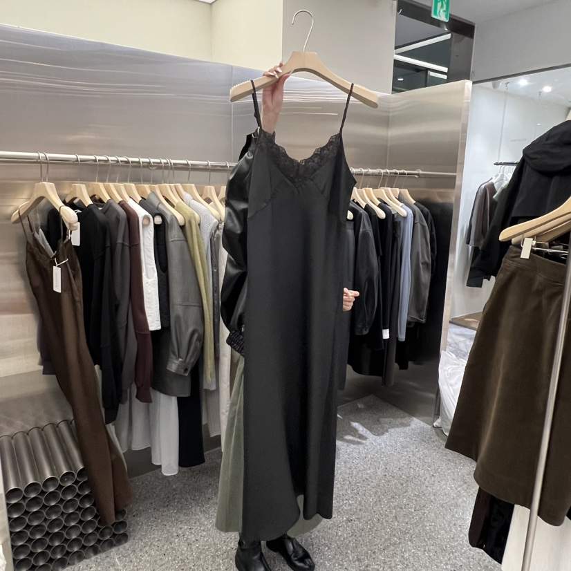 VELVET UNDERGROUND東大門㊣直郵女裝新品25秋冬連衣裙蕾絲VELVET UNDERGROUND連衣裙