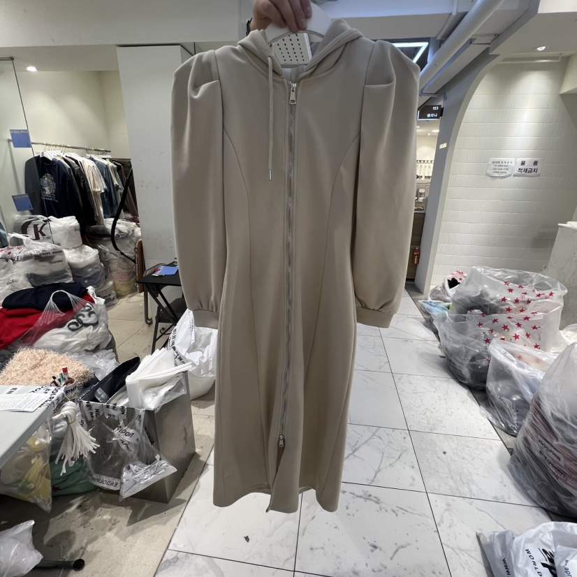 ENDOLPHIN韓國代購㊣女裝新款時尚人氣25秋冬連衣裙不含屁簾連帽ENDOLPHIN連衣裙
