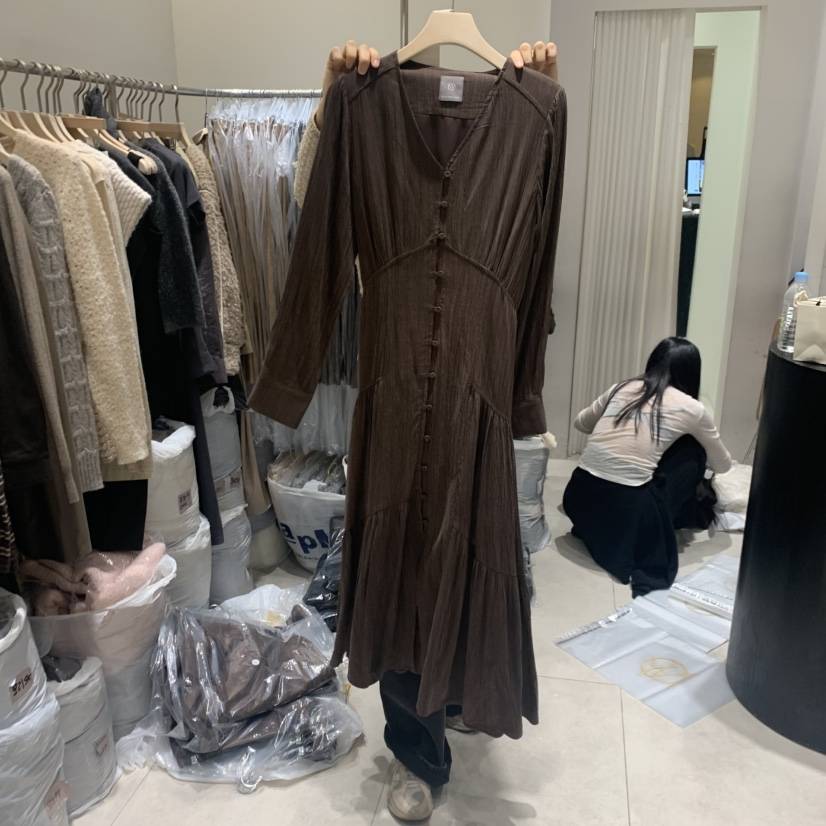 GLOW AND NYMPH韓國直郵㊣女士新品人氣推薦職業休閑連衣裙GLOW AND NYMPH連衣裙