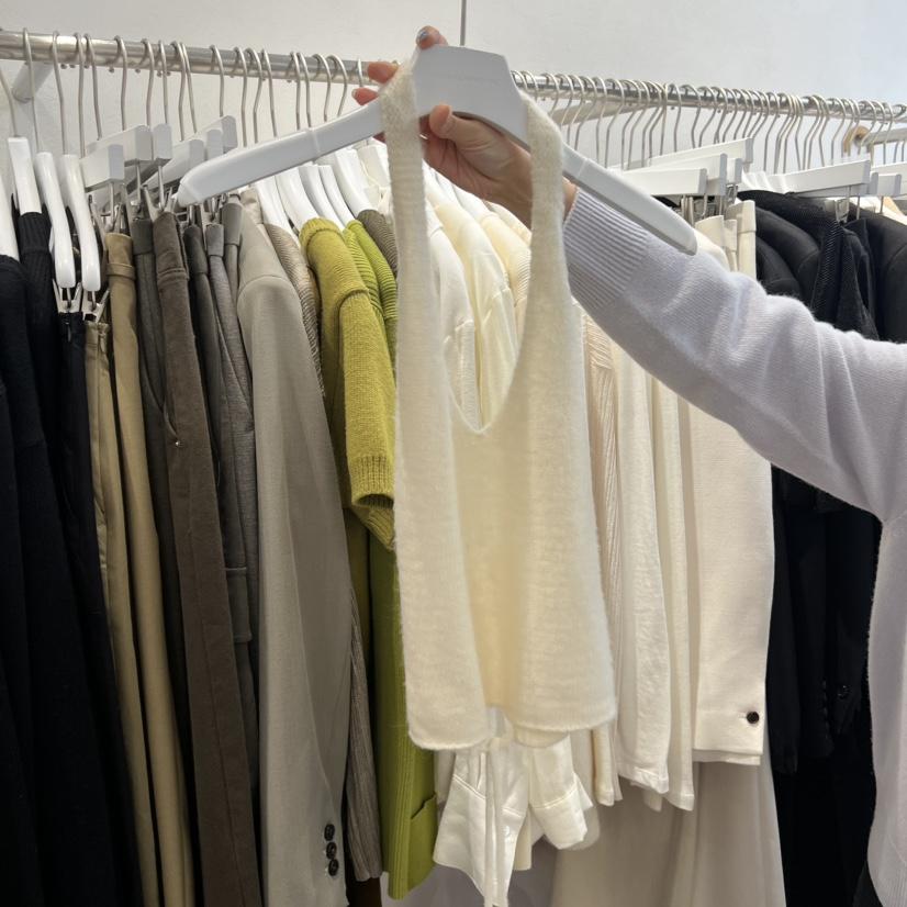 UNDERSTANDING韓國直郵㊣女裝新品真品熱賣職業人氣吊帶背心UNDERSTANDING吊帶/背心