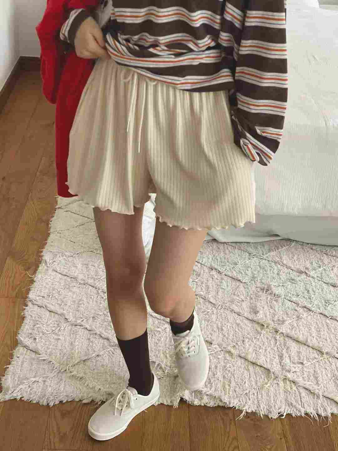 ONTHEMOOD東大門㊣代購女士新品人氣職業休閑推薦熱賣25秋冬短褲RIPPLE短褲