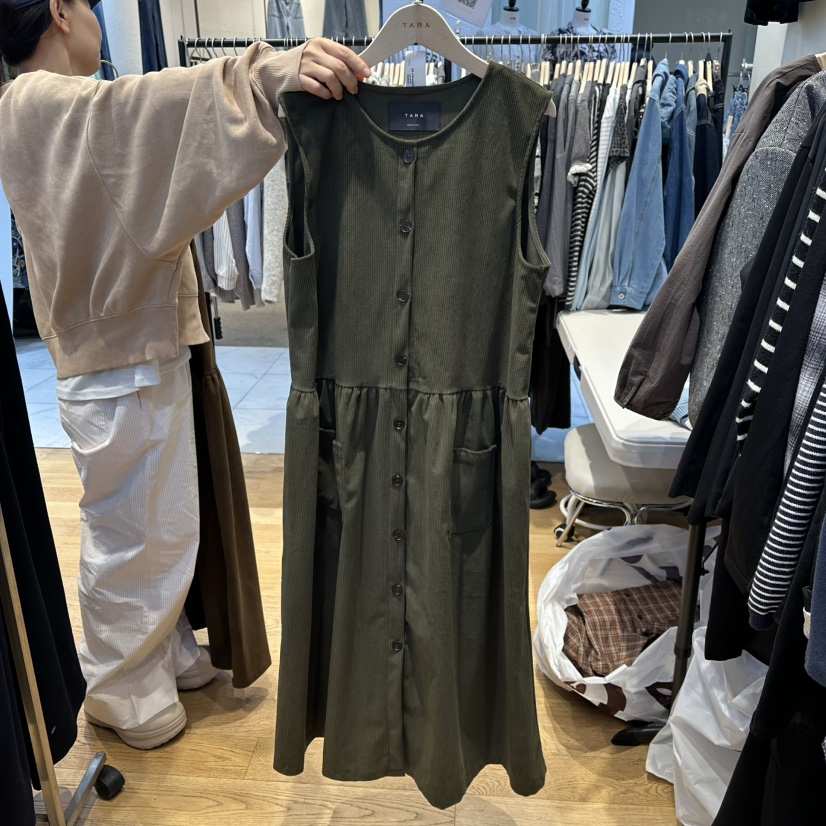 TARA韓國代購㊣女士新款推薦人氣25秋冬職業時尚連衣裙燈芯絨TARA連衣裙