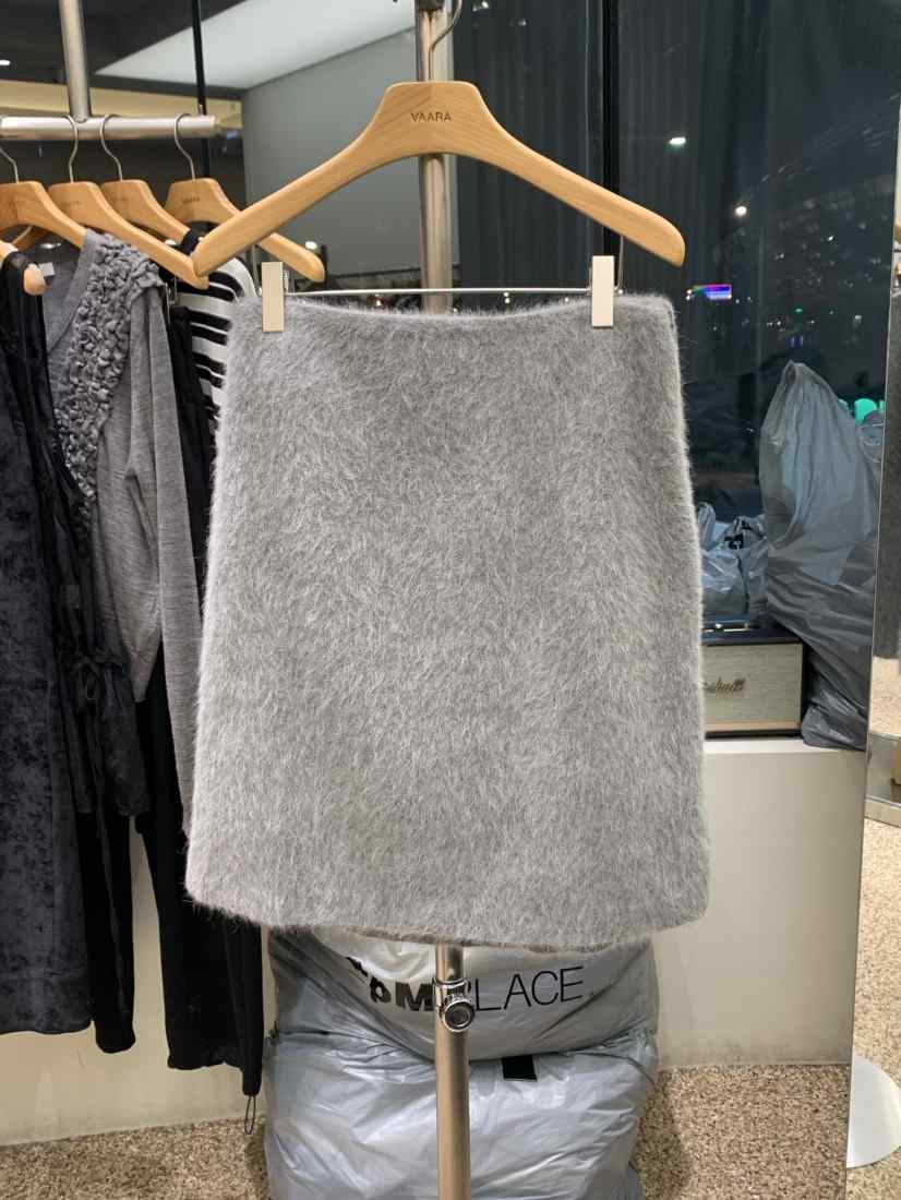 VAARA韓國代購㊣女士新品25秋冬熱賣人氣真品時尚職業短裙羊駝VAARA短裙