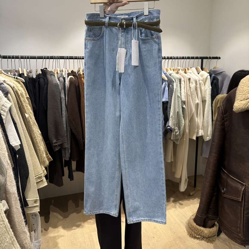 OVERTAKE東大門㊣實拍女裝新品人氣牛仔褲水洗牛仔布不含腰帶OVERTAKE牛仔褲