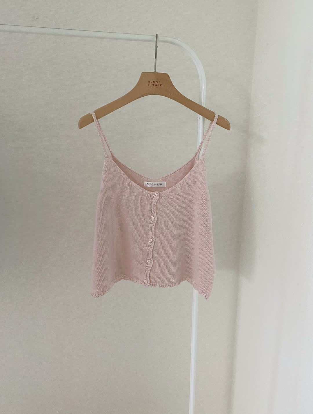 BUNNYFLOWER2東大門㊣代購女裝新品真品休閑職業推薦吊帶背心BUNNYFLOWER2吊帶/背心
