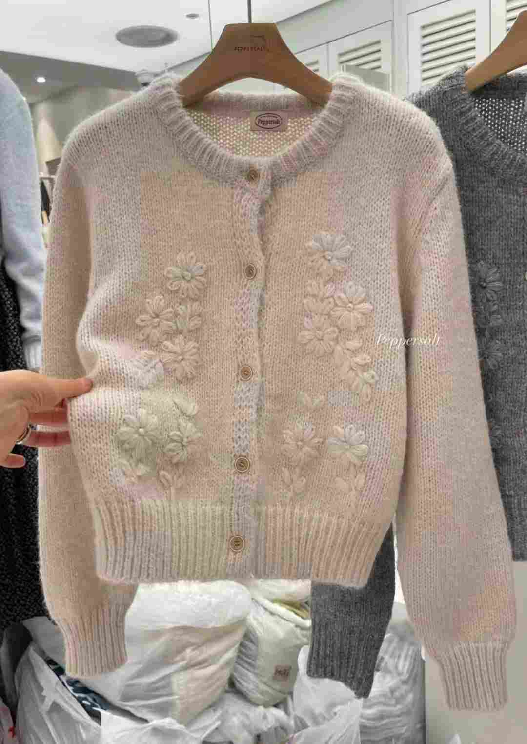 PEPPER 페페東大門㊣實拍女裝新品休閑熱賣推薦針織衫開衫PEPPER-SEOUL針織衫