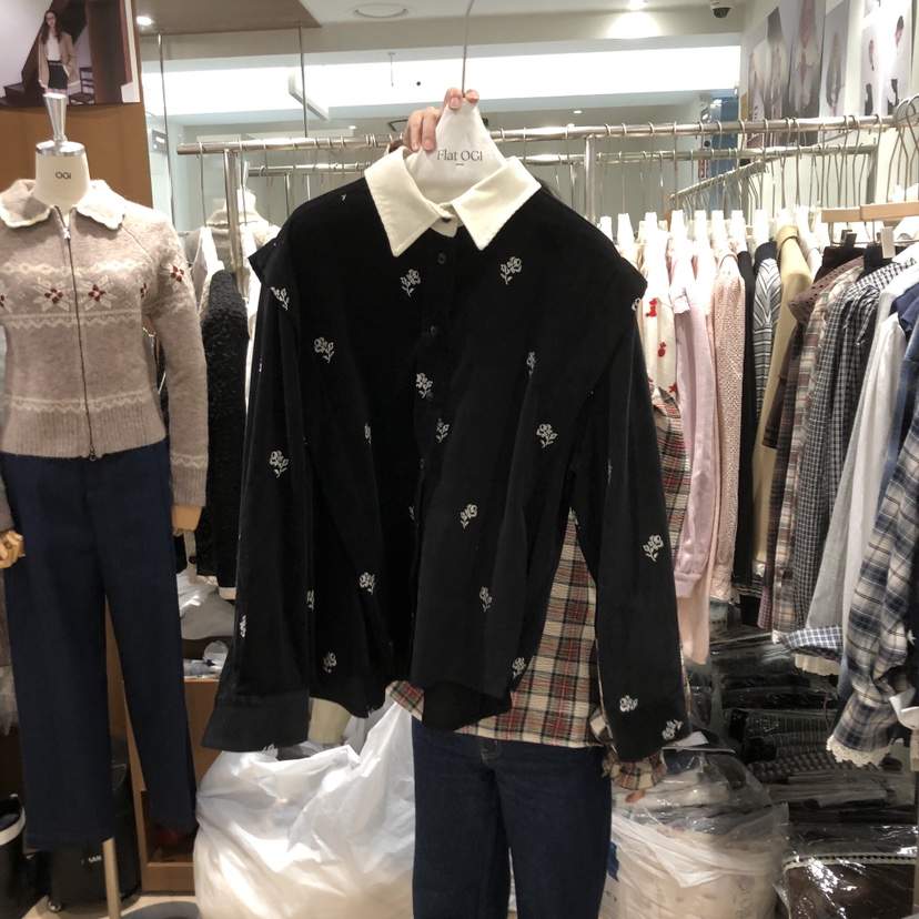 OGI韓國代購㊣女士新品人氣推薦時尚熱賣25秋冬襯衫蕾絲衫繡花FLat OGI襯衫/蕾絲衫