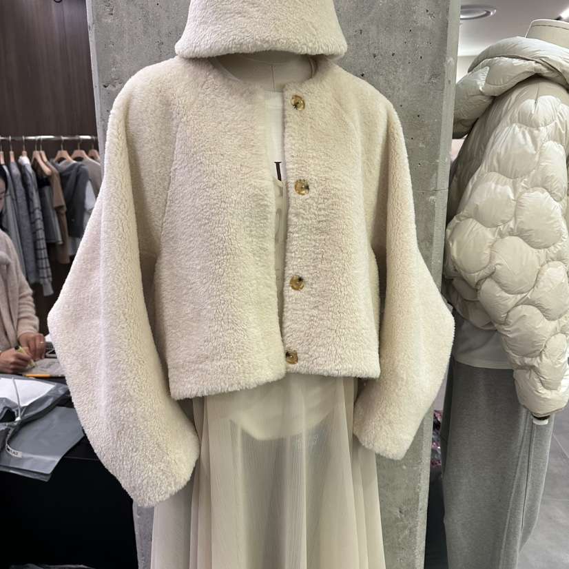 URBANSTORY/REMAKING東大門㊣直郵女士新品休閑推薦短款大衣Remaking/URBANSTORY短款大衣