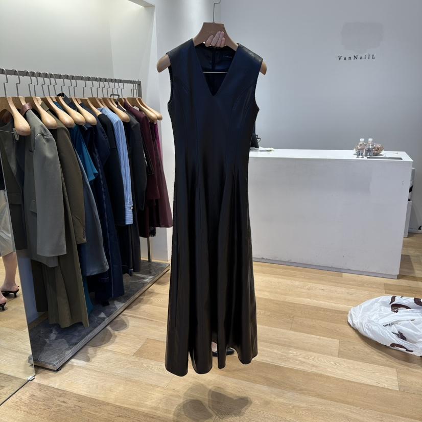 VAN NZILL東大門㊣代購女士新品休閑熱賣真品推薦人氣連衣裙VAN NZILL連衣裙