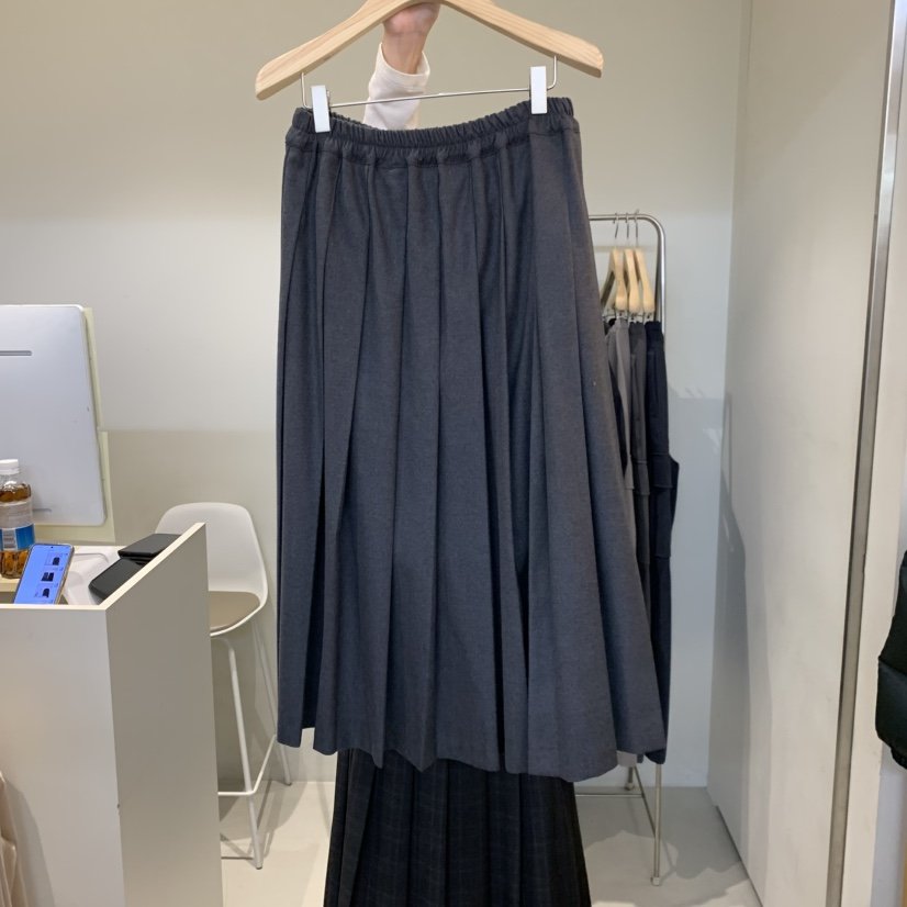 OUTRENE東大門㊣實拍女裝新品真品25秋冬職業熱賣半身裙中短裙OUTRENE半身裙/中短裙