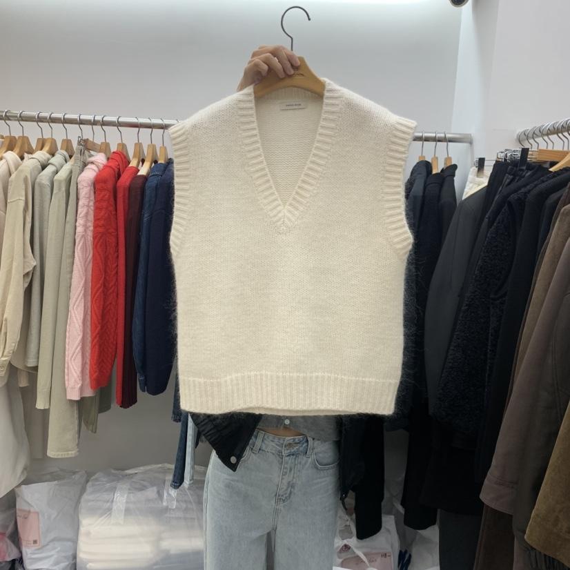 DRESS ROOM東大門㊣實拍女裝新款熱賣推薦吊帶背心V領羊毛DRESS ROOM吊帶/背心
