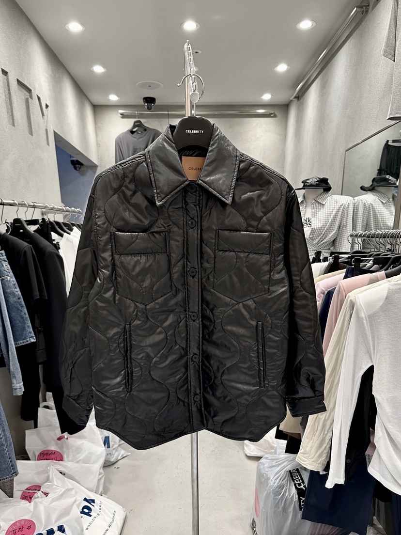 CELEBRITY-A東大門㊣直郵女裝新品時尚真品推薦人氣夾克絎縫CELEBRITY-A夾克