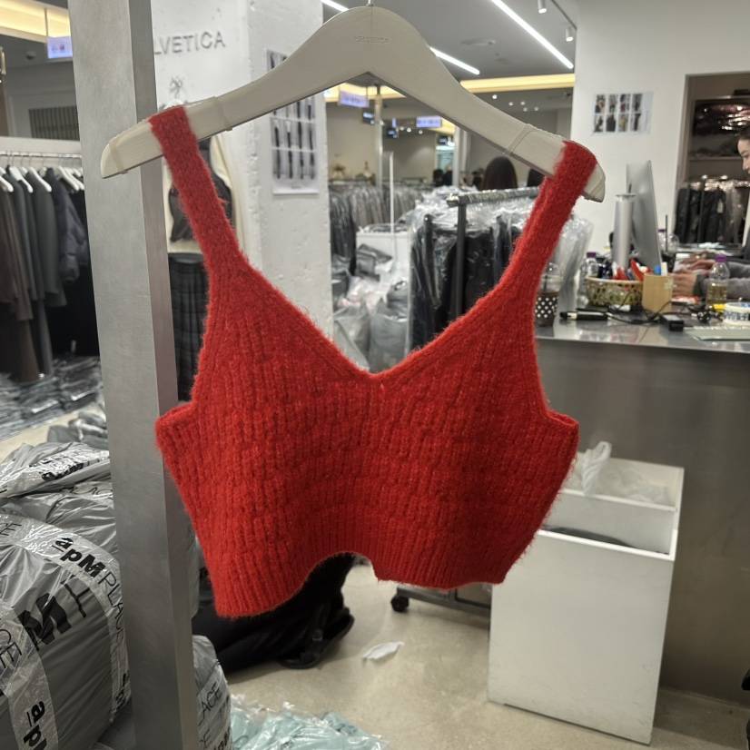 HELVETICA東大門㊣直郵女士新品休閑熱賣人氣吊帶背心不含內搭HELVETICA吊帶/背心