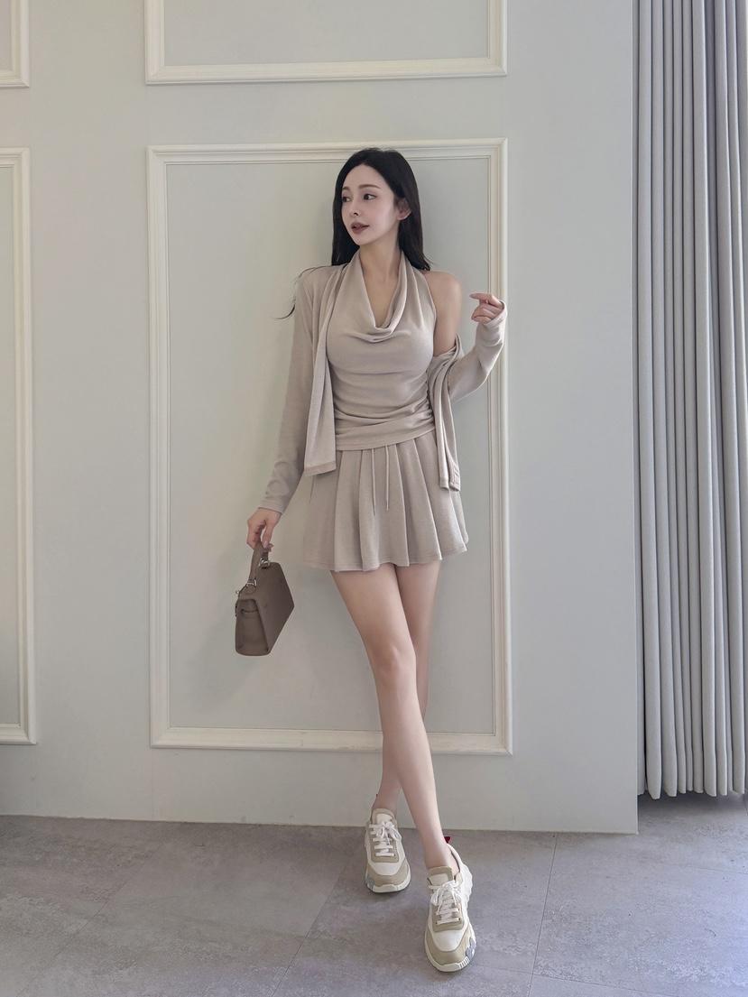 CLOTH東大門㊣實拍女裝新款職業人氣真品套裝百褶套裝褶裙褶皺CLOTH套裝
